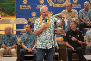 Photo of Mayor Rick Blangiardi at the Waialua Elementary School town hall meeting.